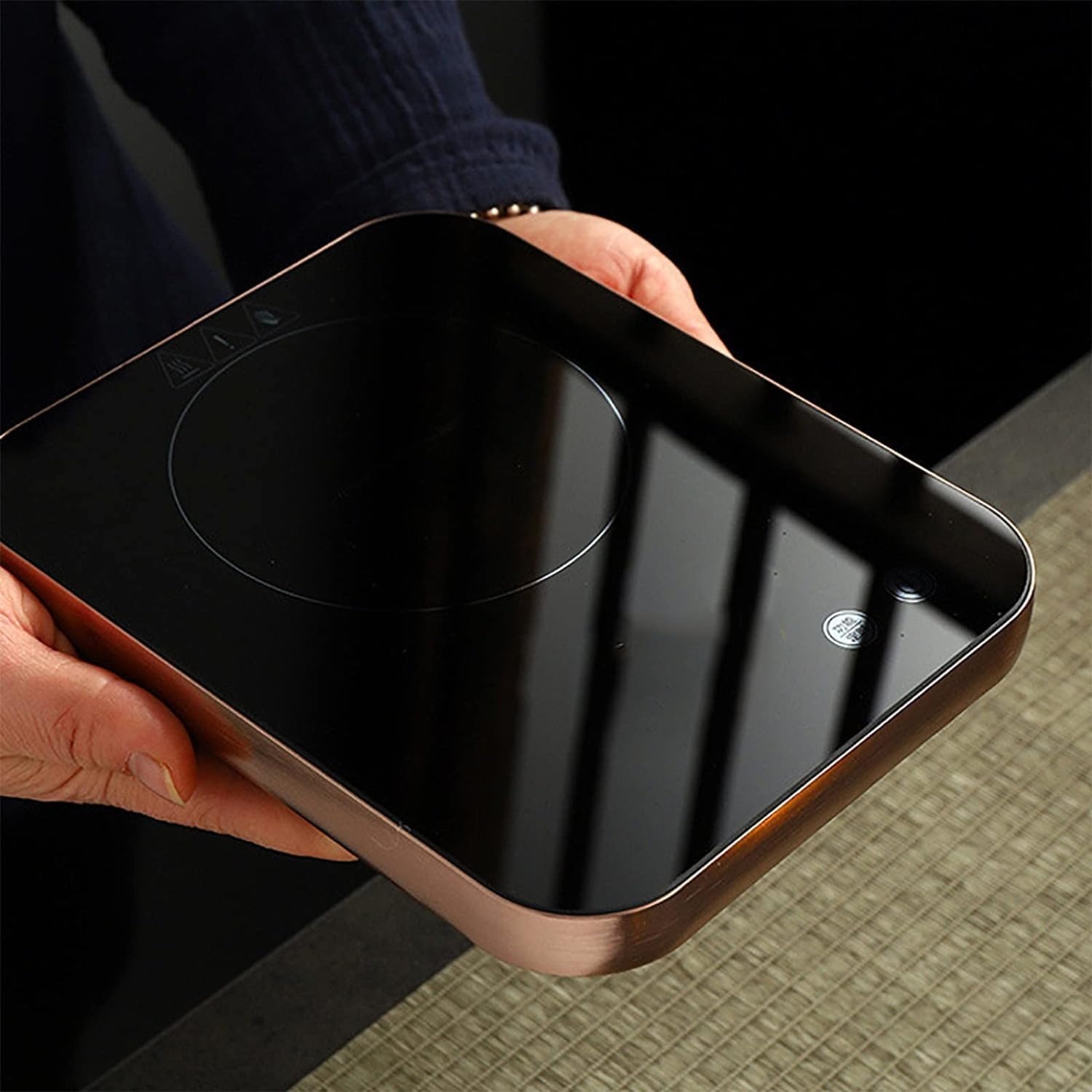Portable Induction Cooktop, 800W Electric Mini Stove with LCD Touch Screen Control, 4 Heat Speed, Auto-Shut-Off, Constant Temperature Energy Saving, for Boiling Water, Making Tea and Coffee