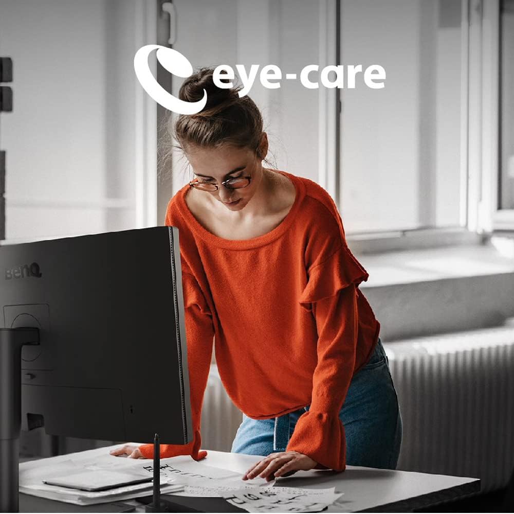 BenQ PD3205U Mac-Ready Monitor 32' 4K UHD 99% Rec.709 & sRGB, IPS, DeltaE ≤3, ICC Sync, Calibration Report, AQCOLOR, Uniformity HotKey Puck Ergonomic DisplayPort, USB-C (90W), USB Hub