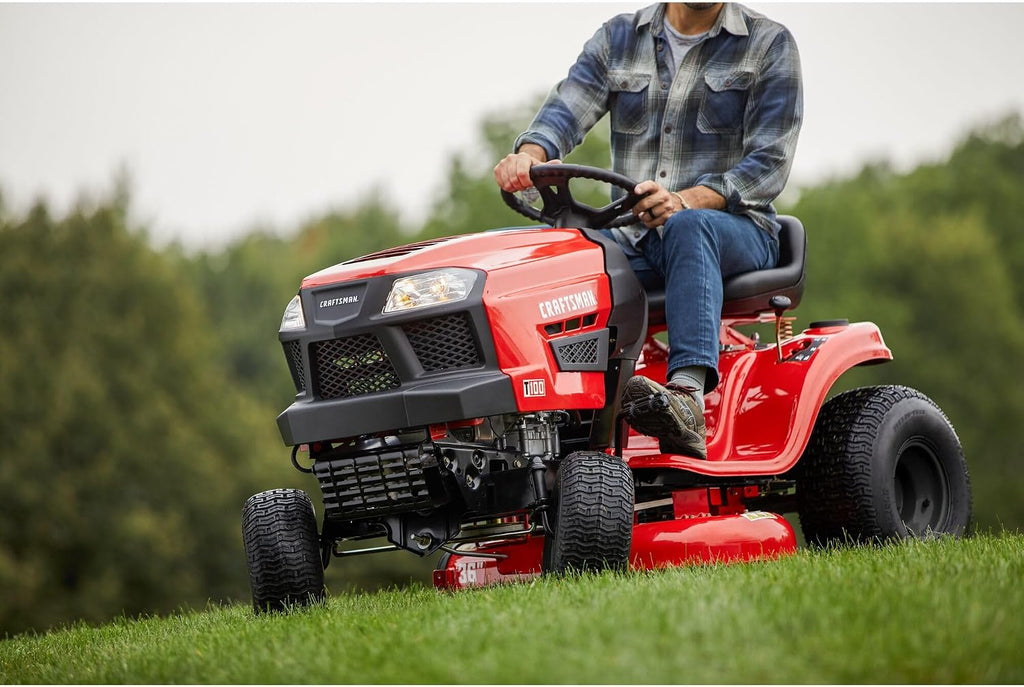 CRAFTSMAN 36' Gas Riding Lawn Mower with 11.5 HP* Briggs and Stratton Single-Cylinder Engine, Gas Lawn Tractor with 7-Speed Transmission, Red/Black (13AC77XYA93)
