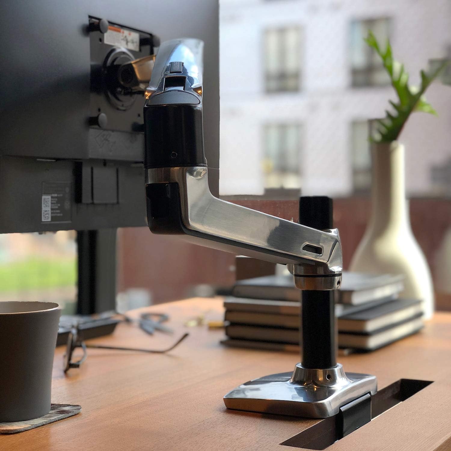 Ergotron – LX Monitor Arm, Single Monitor Desk Mount – fits Flat Curved Ultrawide Computer Monitors up to 34 Inches, 7 to 25 lbs, VESA 75x75mm or 100x100mm – Polished Aluminum