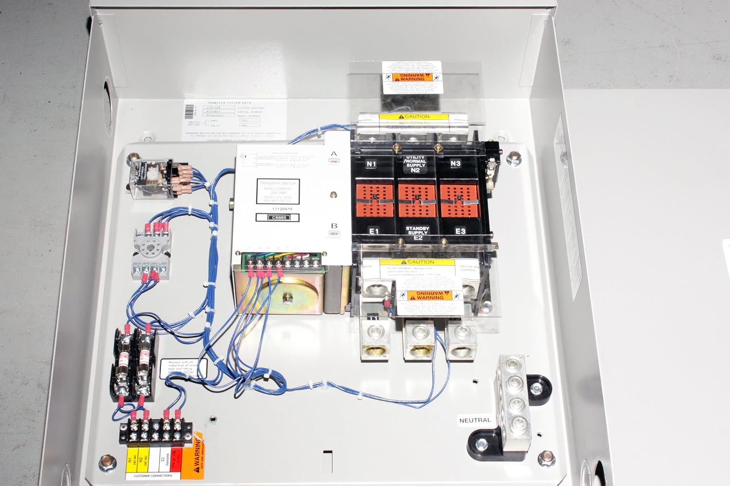 Generac RTSN200G3 Automatic Transfer Switch, 200A, 208V: Reliable Power Transfer for Commercial Applications