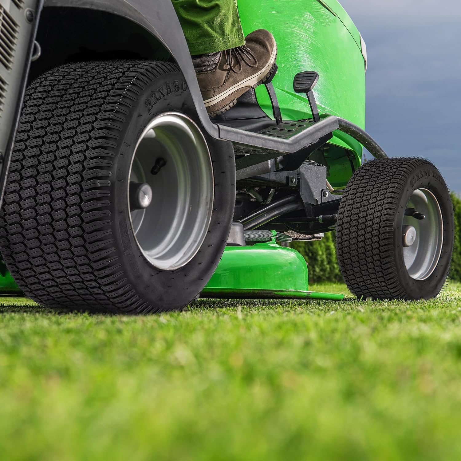 YITAMOTOR 23x8.50-12 Lawn Mower Tires (Set of 2), 4 Ply Tubeless Tractor Turf Tire, 23x8.50x12 Lawnmower Tires Fits Most Lawn & Garden Vehicle, 1190LBS Capacity