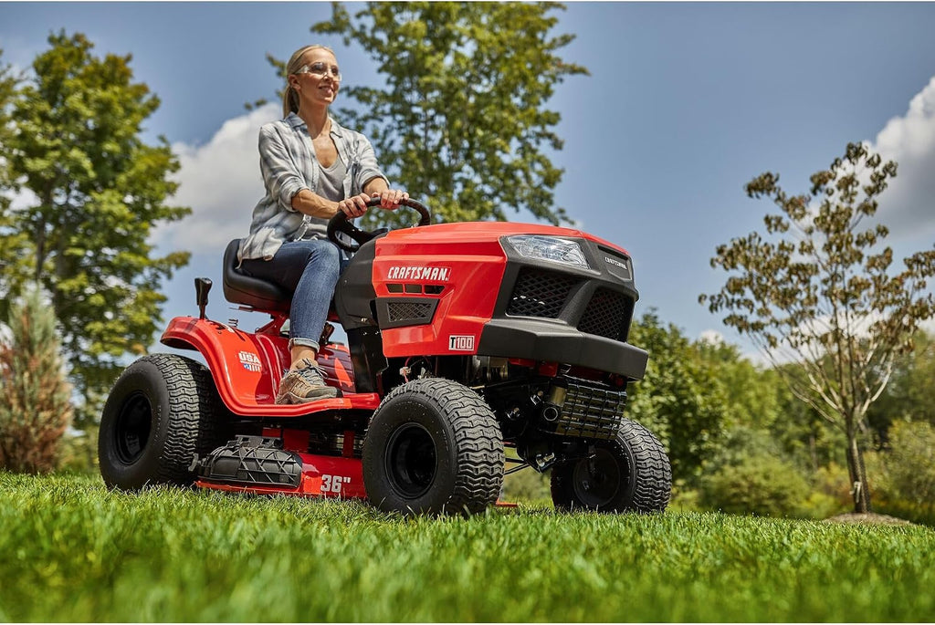 CRAFTSMAN 36' Gas Riding Lawn Mower with 11.5 HP* Briggs and Stratton Single-Cylinder Engine, Gas Lawn Tractor with 7-Speed Transmission, Red/Black (13AC77XYA93)