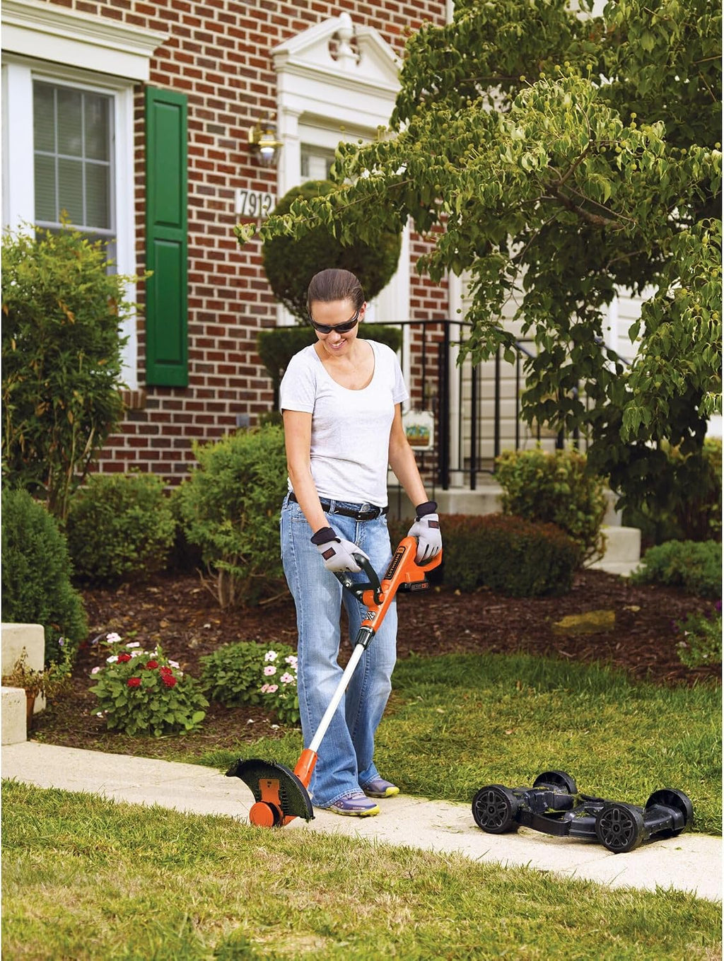 BLACK+DECKER Weed Eater, Lawn Edger and Cordless Lawn Mower 3 in 1 Combo, Includes (2) Batteries, Charger, 12 Inch Battery Powered String Trimmer and Lawnmower, Adjustable Length and Height (MTC220)
