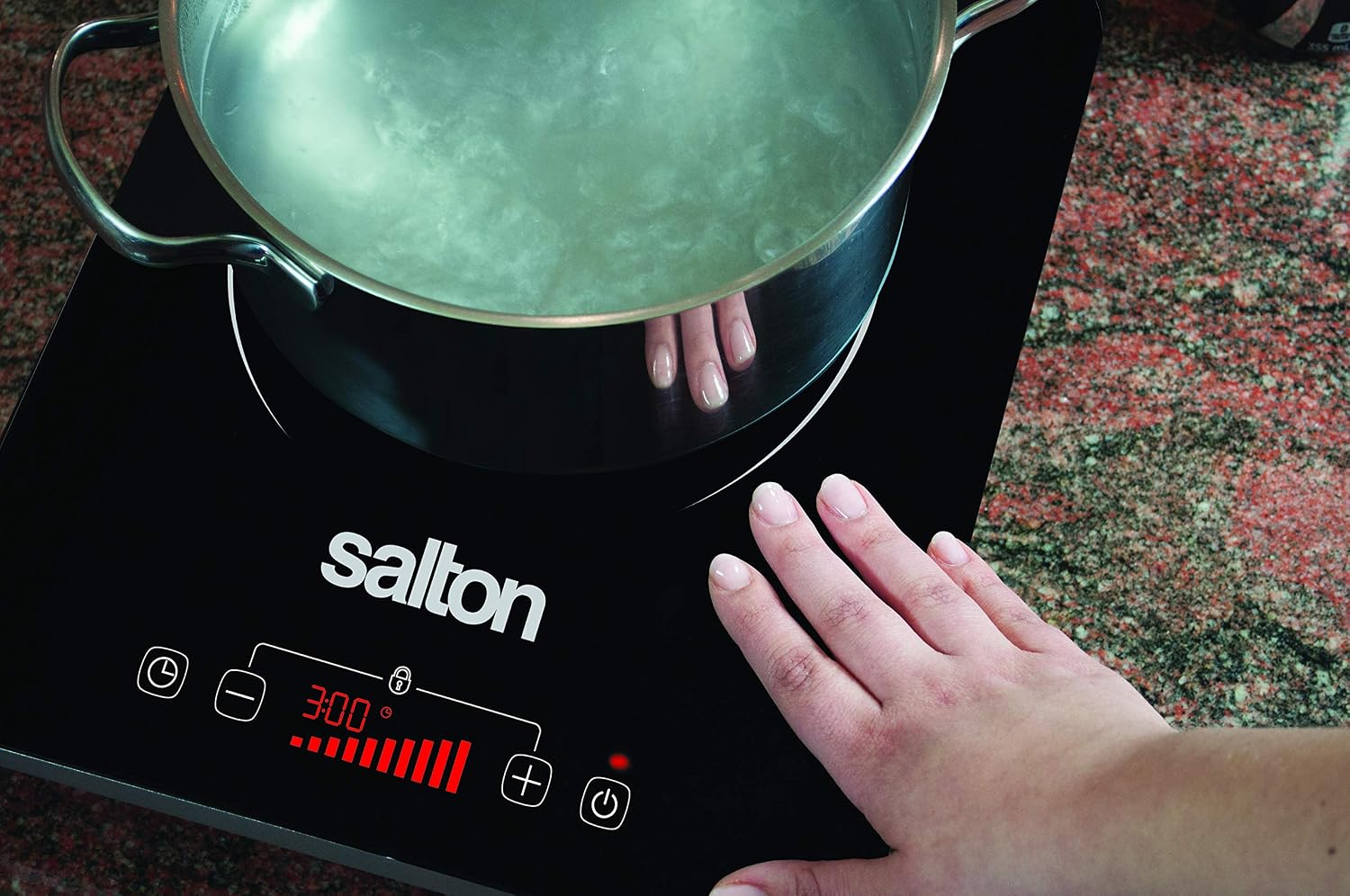 Salton Portable Double Induction Cooktop Cool Touch LED Display Cooker with 10 Power Settings for Precise Control, 1800 Watts (ID1487)