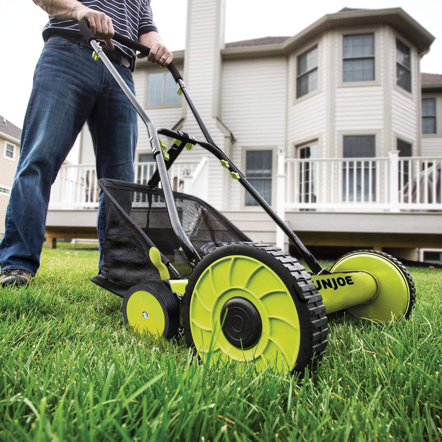 Sun Joe MJ502M Reel Mower w/ 8.5-Gallon, 9-Position Height Adjustment, Foam Grip, Compact Design, Green, 20-Inch Manual w/Grass Catcher