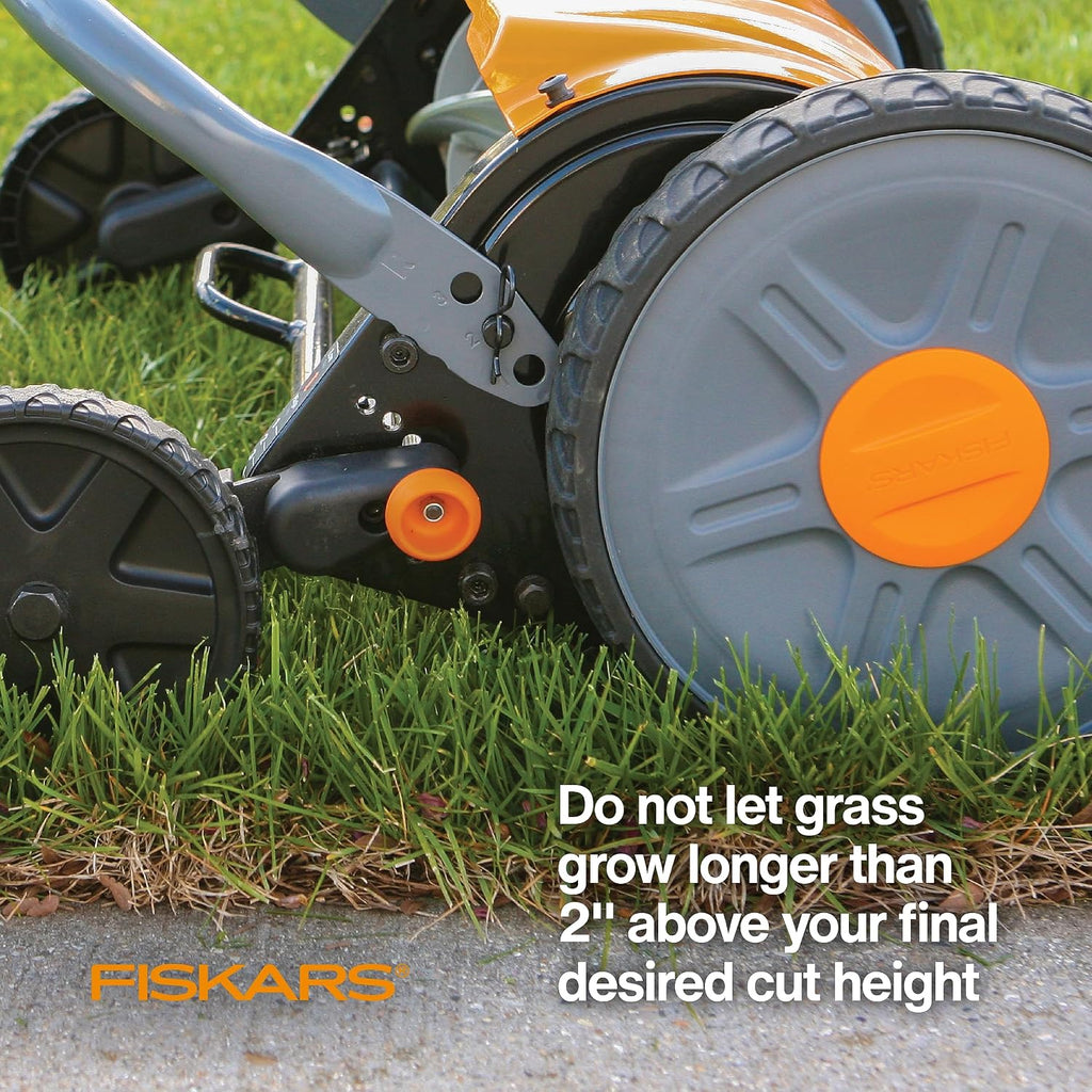 Fiskars Push Mower - 17' Cut Width Manual Reel Mower with No Motor - Grass Cutter with Steel Blades that Stay Sharp - Eco-Friendly Cordless Grass Trimmer for Lawn Care