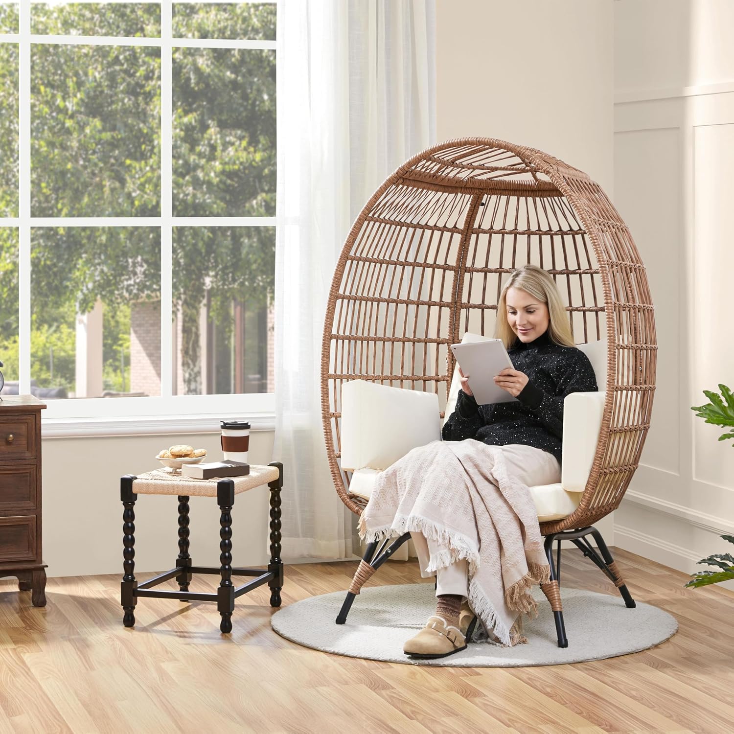 Yaheetech Egg Rattan Chair, Oversized Indoor/Outdoor Egg-Shaped PE Basket Lounger with 4 Cushions, Metal Frame Stand for Patio, Balcony, Backyard, Living Room, Light Brown/Ivory
