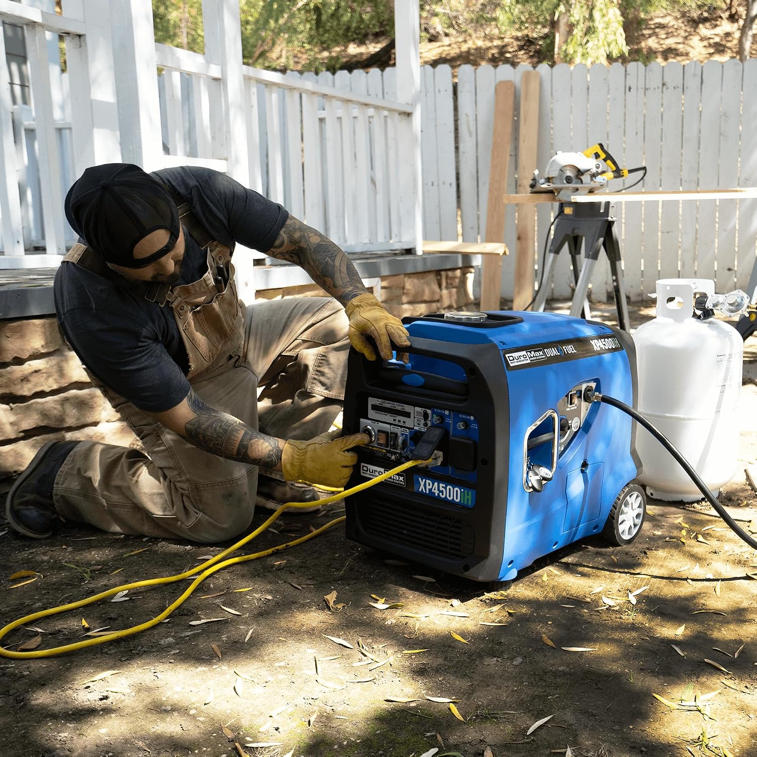 DuroMax XP4500iH 4,500-Watt Dual Fuel Portable Digital Inverter Generator - Gas & Propane, Remote Electric Start, RV & Emergency Ready