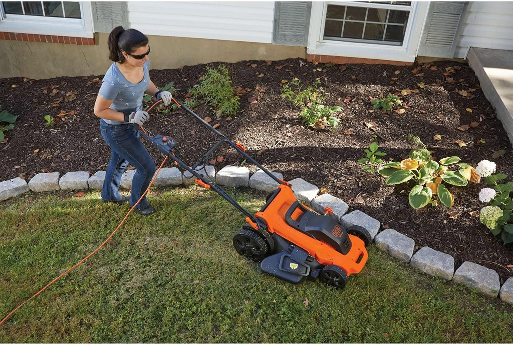 BLACK+DECKER 20-Inch Corded Electric Lawn Mower, Ultra Light Push Mower, 13-Amp High Output Motor, 3 in 1 Cutting Versatility, Tool Free Height Adjustment, 7-setting Cutting Height (MM2000)