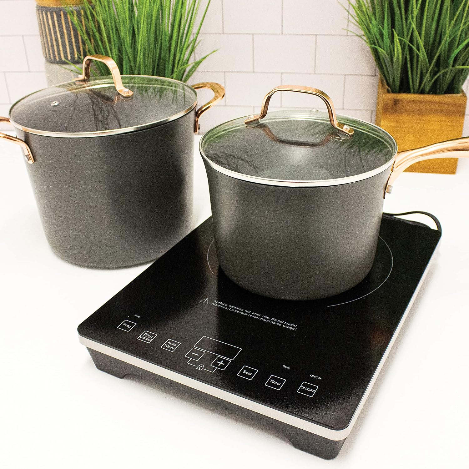 BergHOFF Tronic Tempered Glass Touch Screen Induction Cooktop 1800W, Auto-pan Detection, 14' Black Shatter-resistant
